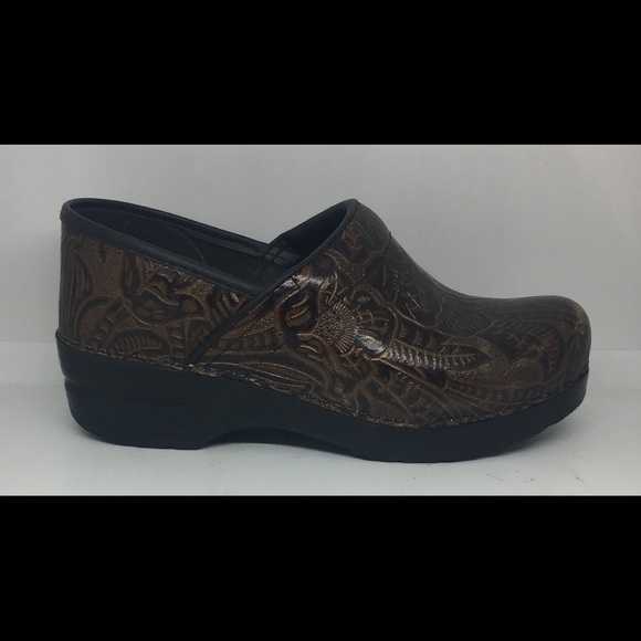 Dansko Brown Leather Work Clogs Women’s 38 / 7.5-8 - Picture 1 of 8